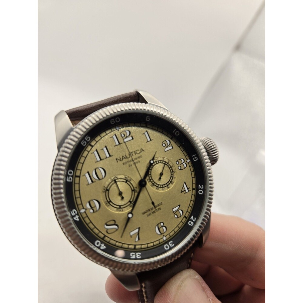 Nautica A16521 Men's 46mm Vintage-Inspired Watch. New Battery. MINT. - Picture 10 of 14